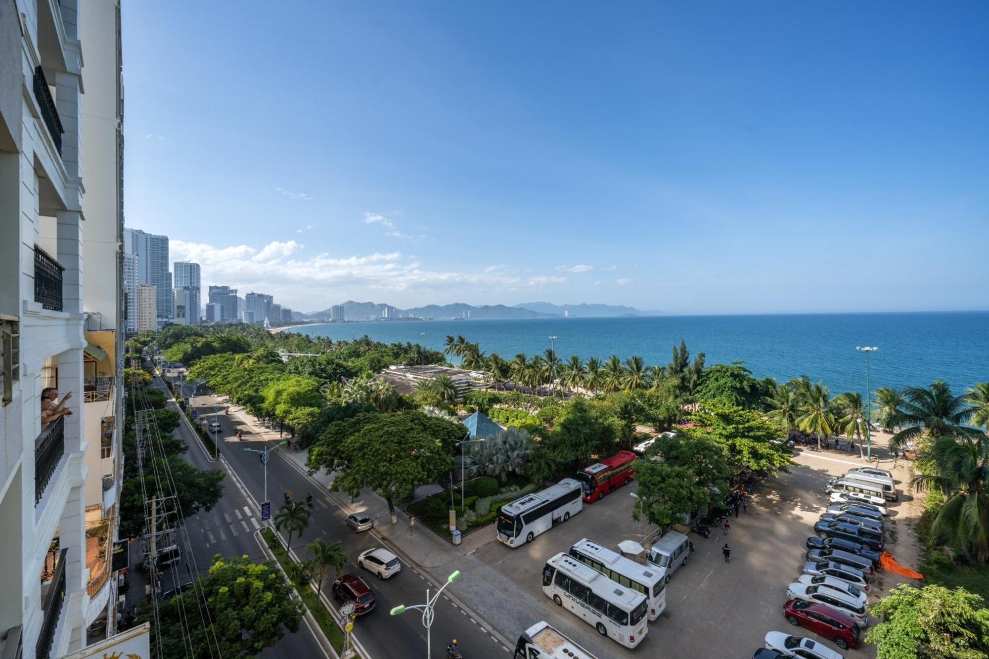 Khach San Nami Nha Trang 호텔 외부 사진